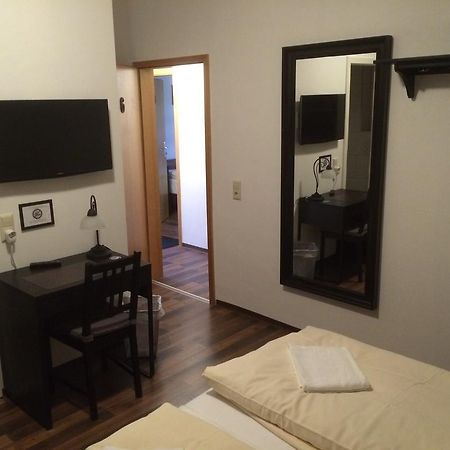 Hotel Engel Waldbronn Εξωτερικό φωτογραφία