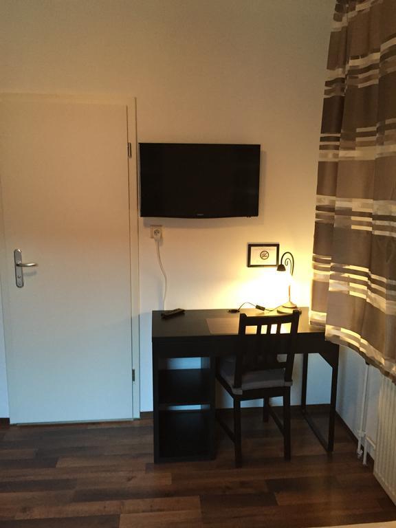 Hotel Engel Waldbronn Εξωτερικό φωτογραφία